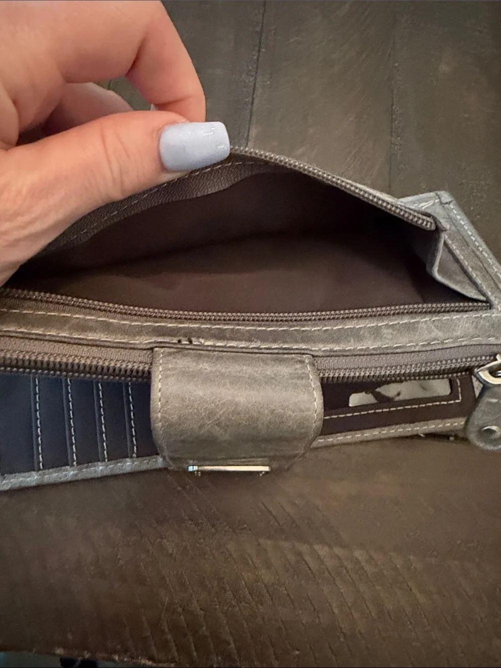 Fossil Vintage Gray Lamb soft Leather Snap-Tab Wallet